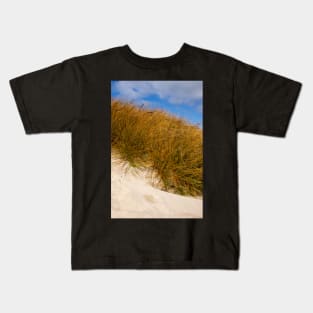 Beach grass. Kids T-Shirt